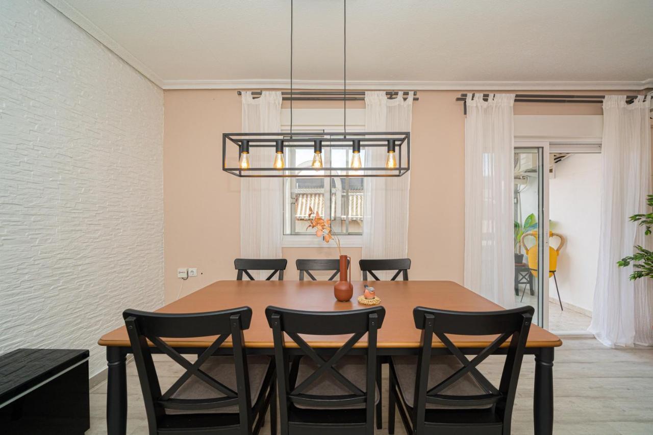 Casa Terra: Apartment 50 Meters From The Beach Torrevieja Bagian luar foto